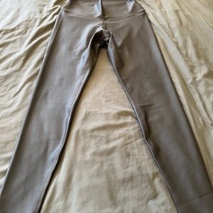 Alo leggings